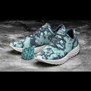 Nobull tie dye ripstop runners womens size 6